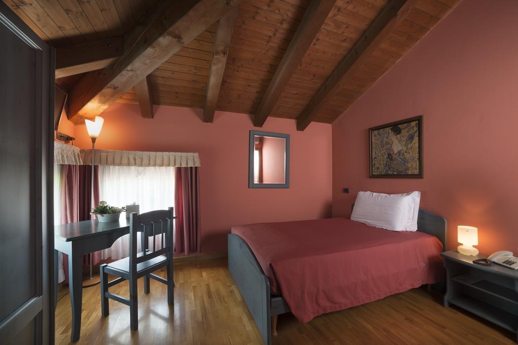 Country Hotel Al Gallo Oderzo Exterior photo